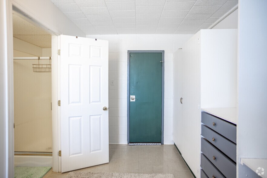 More Photos Of 657 Pratt Dr, Indiana Apartments For Sale