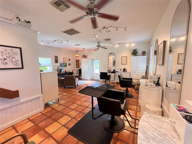 More Photos Of 180 Rio Villa Rd, Punta Gorda Freestanding For Sale