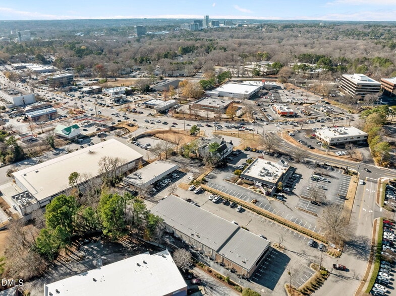 More Photos Of 1665 N Market Dr, Raleigh Light Manufacturing For Lease