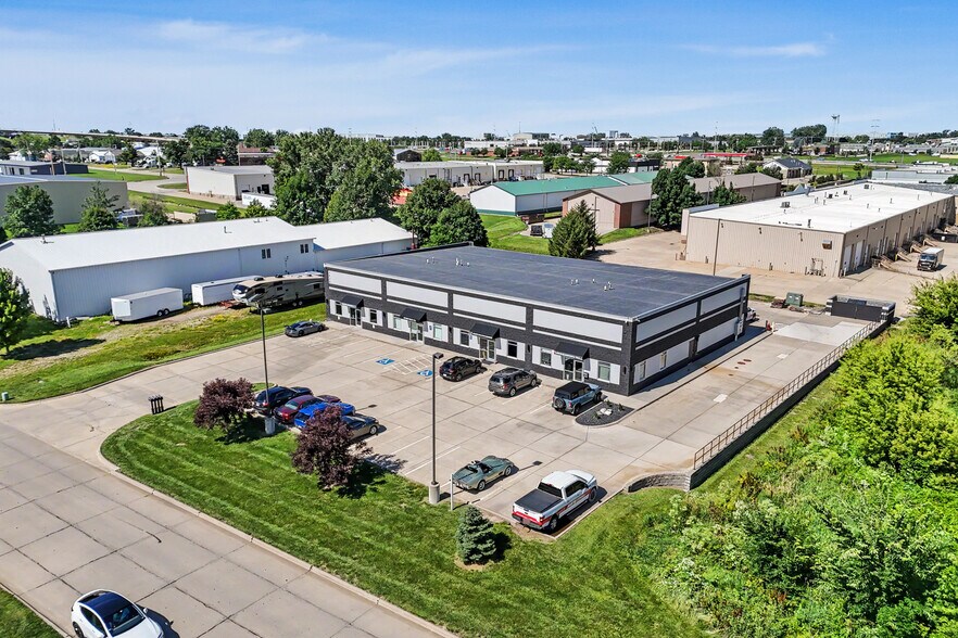 More Photos Of 3430 SE Destination Dr, Grimes Warehouse For Lease