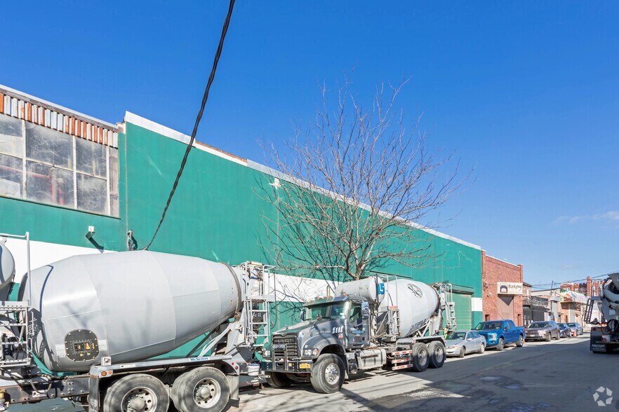 More Photos Of 511 Faile St, Bronx Service For Sale