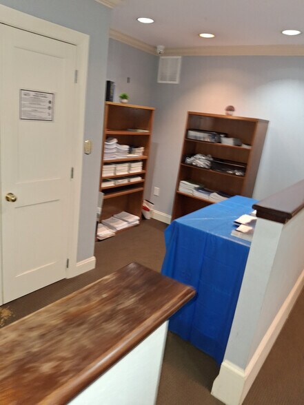 More Photos Of 315 N Charles St, Baltimore Office Residential For Sale