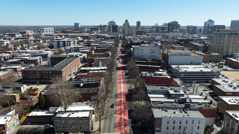 More Photos Of 310 W Broad St, Richmond Storefront For Sale