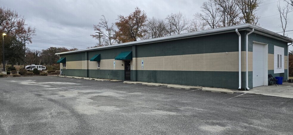 More Photos Of 371 S Route 47, Green Creek Warehouse For Lease