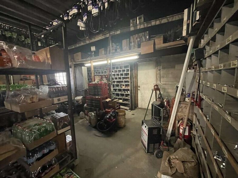 More Photos Of 402 E Main St, Chambers Service Station For Sale