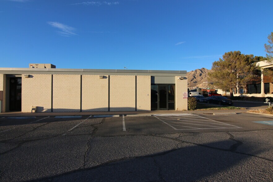 More Photos Of 444 Executive Center Blvd, El Paso Unknown For Lease