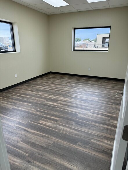 More Photos Of 4303 Maple St, Abilene Warehouse For Lease