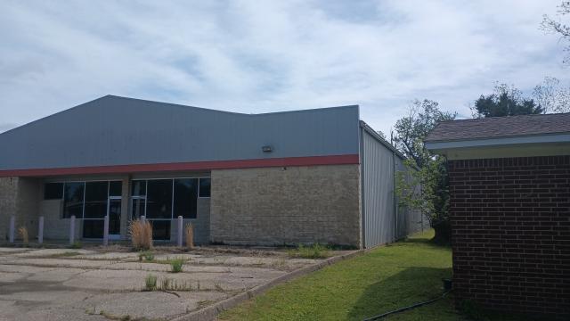 More Photos Of 820 N Main St, Brinkley Freestanding For Sale