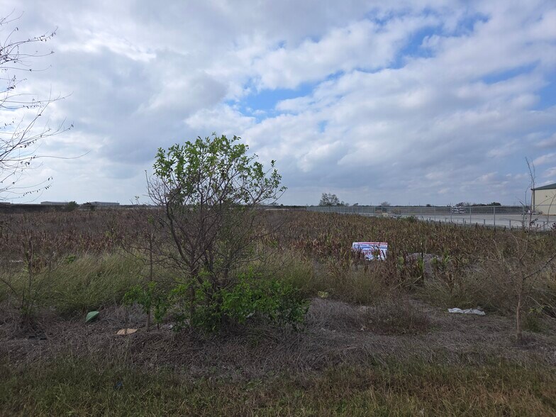 More Photos Of 2729 Ih 69, Robstown Land For Sale
