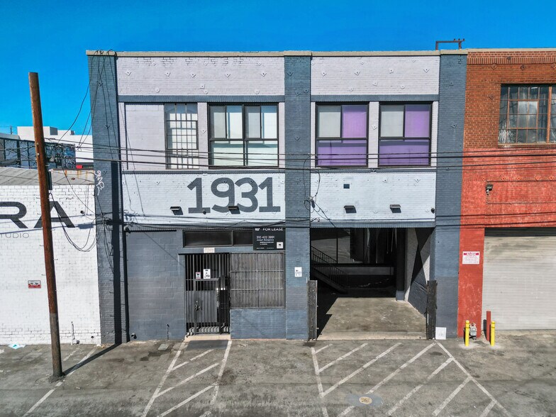 More Photos Of 1931 Bay St, Los Angeles Showroom For Lease