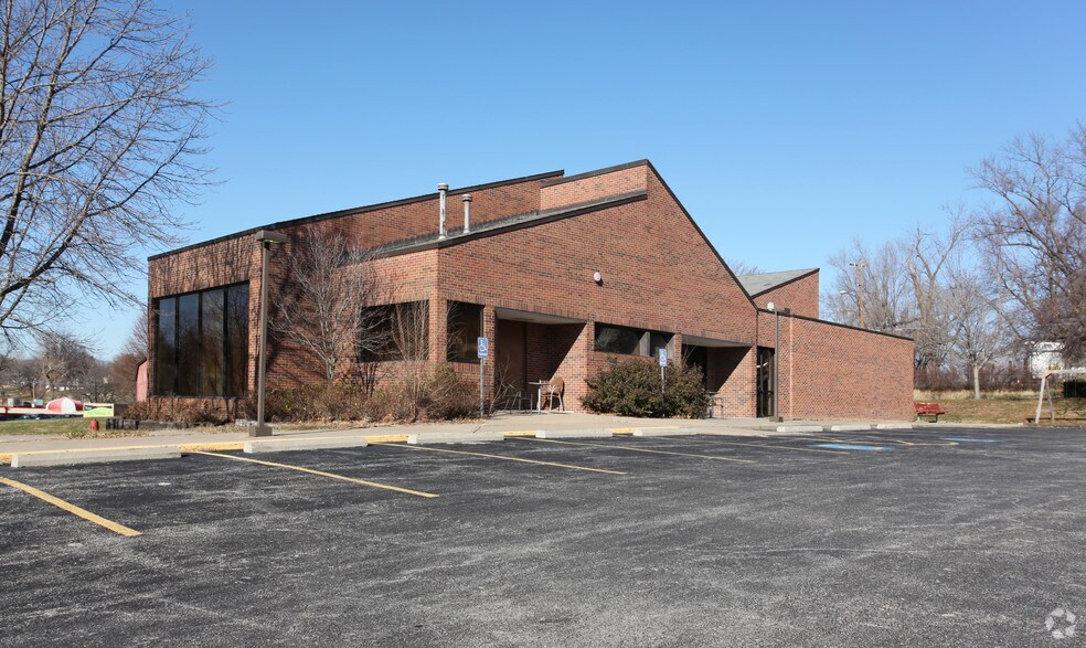 Primary Photo Of 4300 Parvin Rd, Kansas City Religious Facility For Sale