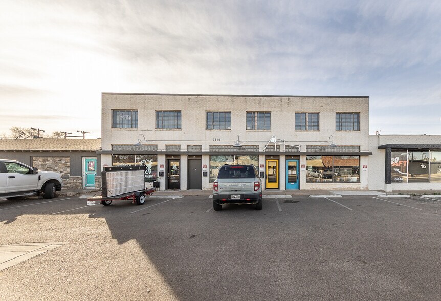 Primary Photo Of 2617-2619 34th St, Lubbock Loft Creative Space For Sale
