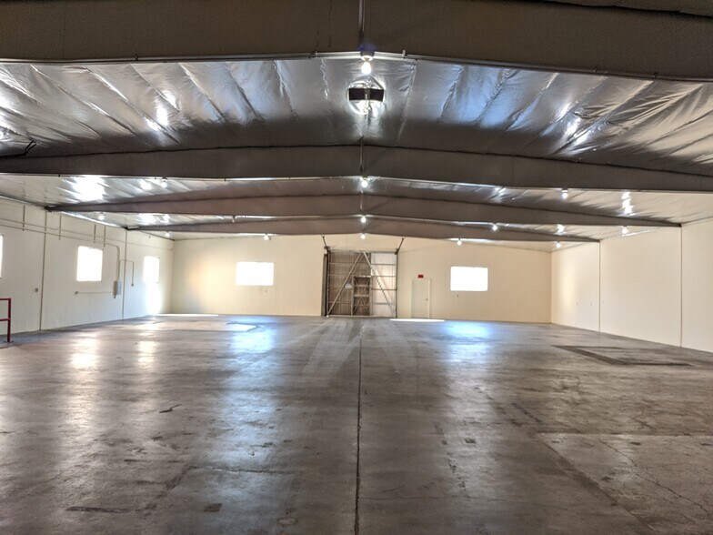 More Photos Of 1840 Floradale Ave, South El Monte Warehouse For Lease