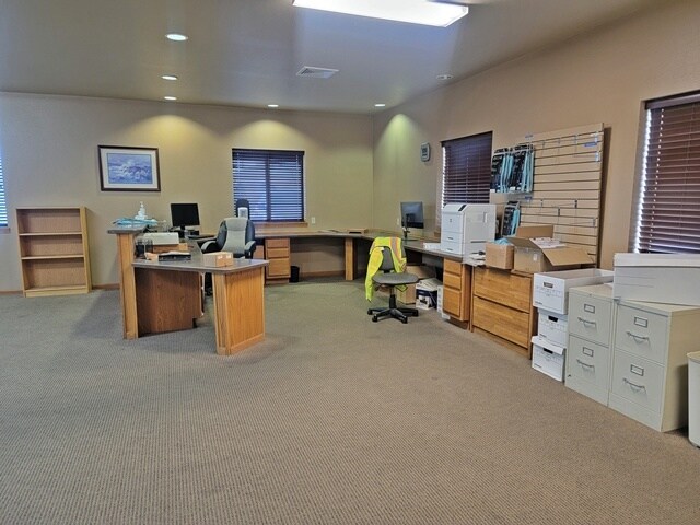 More Photos Of 3500 Air Park Rd, Marshfield Warehouse For Sale