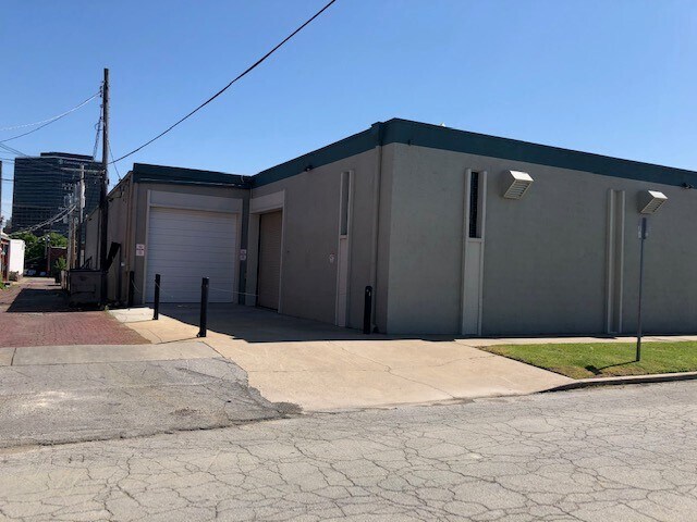 More Photos Of 223 N Boulder Ave, Tulsa General Retail For Lease