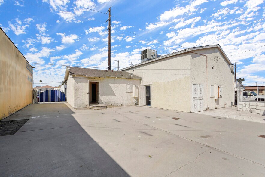 More Photos Of 1108 E 84th Pl, Los Angeles Religious Facility For Sale