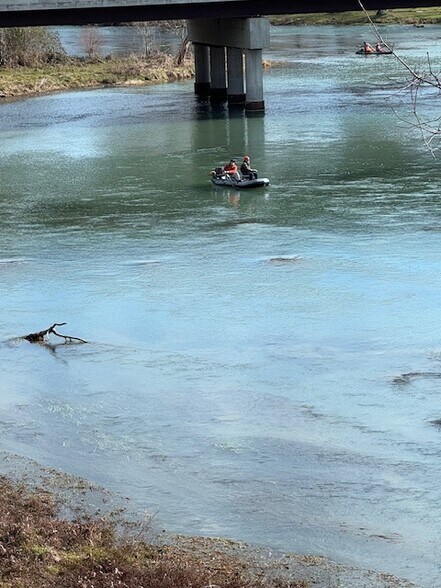 More Photos Of 200 2nd st, Mammoth Spring Office Residential For Sale