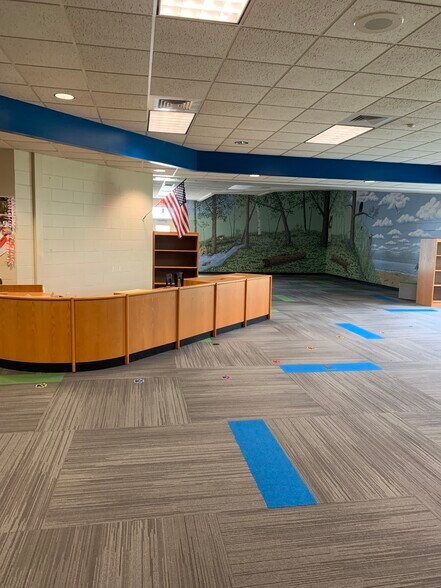 More Photos Of 3994 Wequiock Rd, Green Bay Specialty For Lease