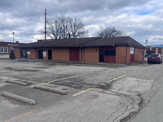 More Photos Of 2819 5th Ave, Huntington Medical For Sale