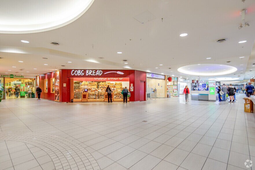 More Photos Of 1601-1715 152 St, Surrey Storefront Retail Office For Lease