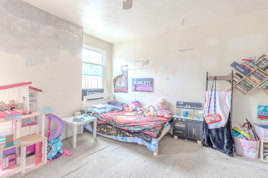 More Photos Of 112 Westinghouse Ave, Wilmerding Storefront Retail Residential For Sale