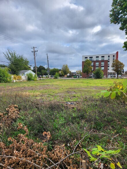 More Photos Of 1347 University Ave W, Saint Paul Land For Sale