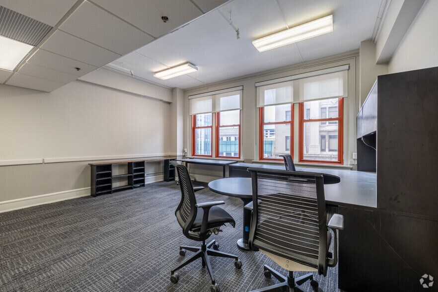More Photos Of 319 S 17th St, Omaha Office For Lease