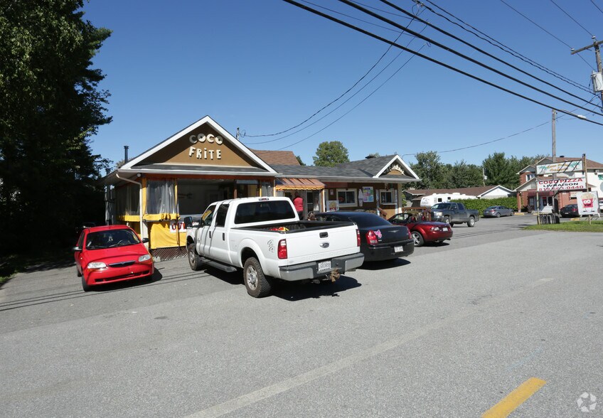 More Photos Of 1195 Boul Maloney E, Gatineau Freestanding For Sale