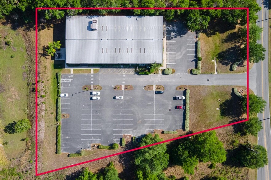 More Photos Of 1904 Thomas Ave, Leesburg Office For Sale