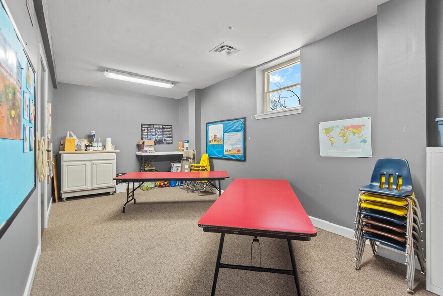 More Photos Of 2450 Pontoon Rd, Granite City Religious Facility For Sale