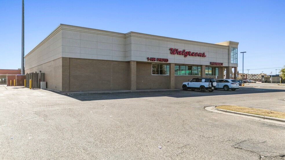 More Photos Of 2417 82nd St, Lubbock Drugstore For Sale