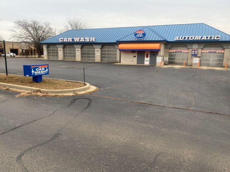 More Photos Of 1250 Douglas Rd, Oswego Carwash For Lease