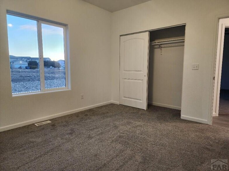 More Photos Of 710-712 E Hahns Peak Ave, Pueblo West Apartments For Sale