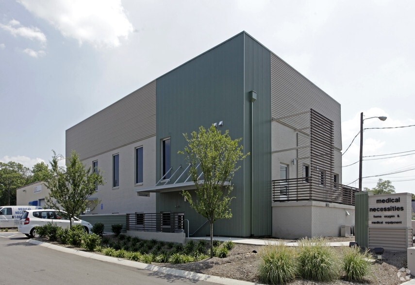 More Photos Of 1811 Charlotte Ave, Nashville Storefront Retail Office For Sale