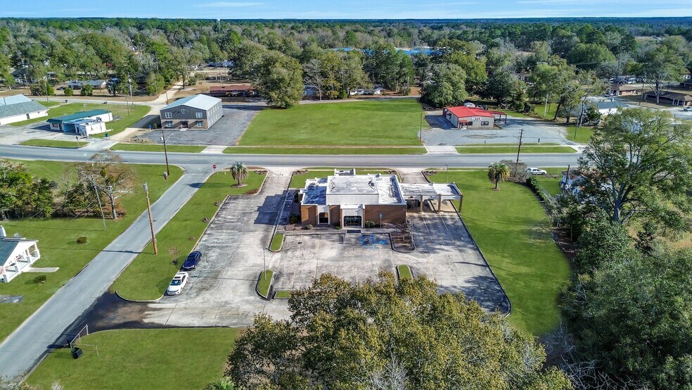 More Photos Of 176 S Main St, Reidsville Freestanding For Sale