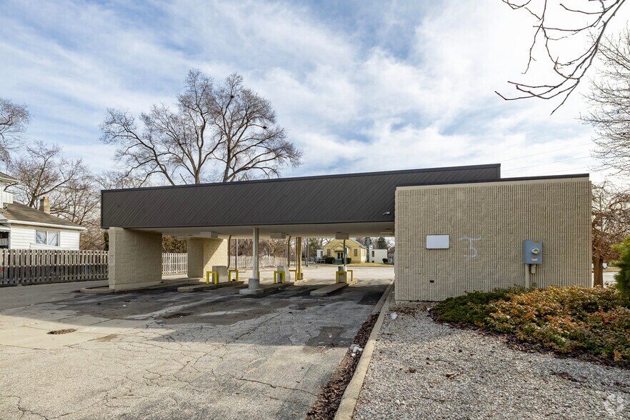 More Photos Of 3701 Fenton Rd, Flint Land For Sale