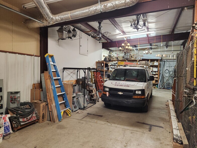 More Photos Of 813 S Lewis Ave, Tulsa Storefront Retail Office For Sale