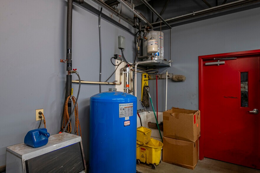 More Photos Of 784 Memorial Hwy, Oley Industrial For Sale