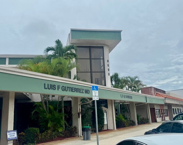 More Photos Of 9690 W Sample Rd, Coral Springs Medical For Lease