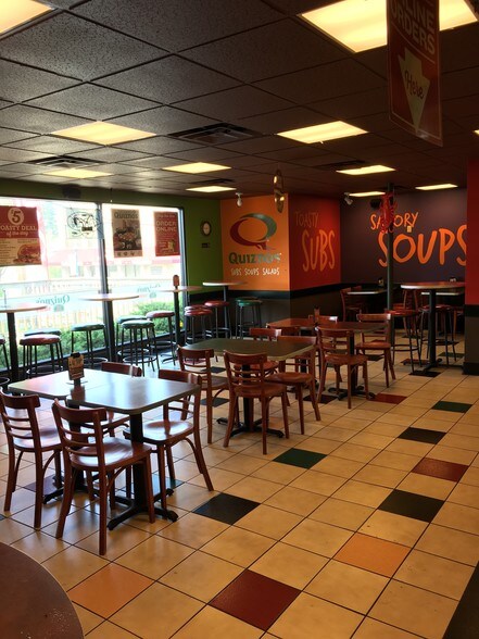 More Photos Of 1430 Reisterstown Rd, Pikesville Freestanding For Lease