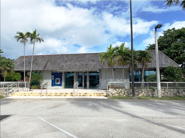 Primary Photo Of 1200 E Blue Heron Blvd, West Palm Beach Storefront Retail Office For Lease