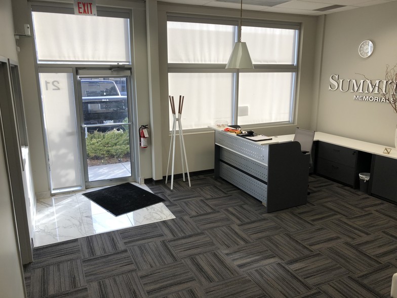More Photos Of 11651 40th St SE, Calgary Warehouse For Lease