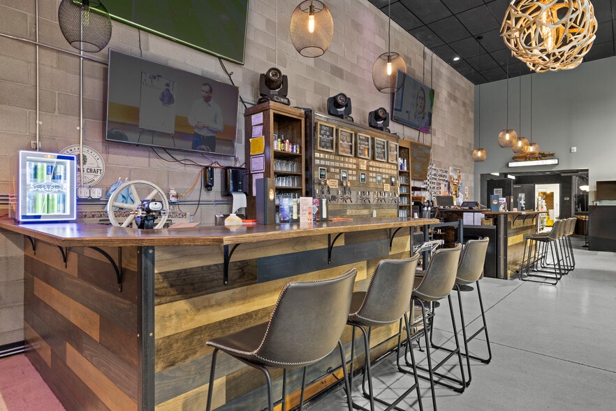 More Photos Of 150 W 2nd St, Casper Restaurant For Sale