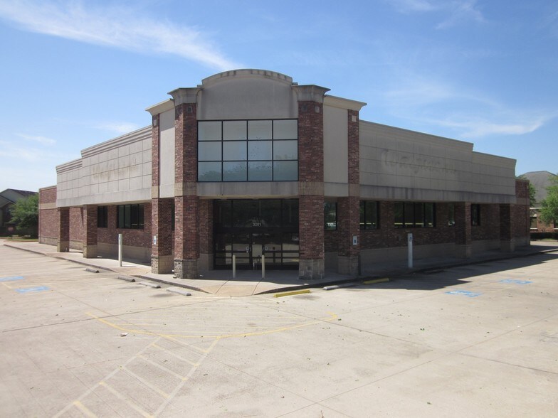 Primary Photo Of 3201 Fm 528 Rd, Friendswood Drugstore For Lease