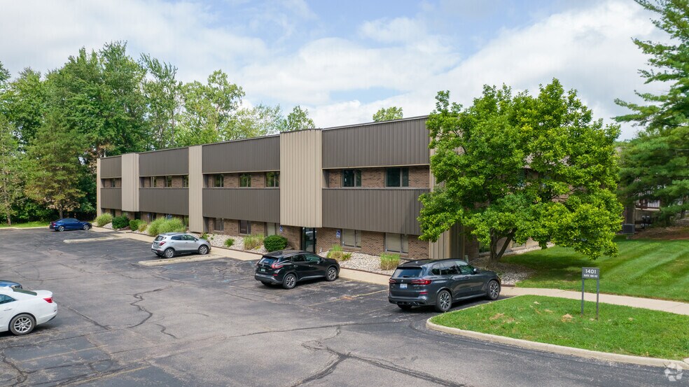 Primary Photo Of 1401-1451 E Lansing Dr, East Lansing Medical For Sale