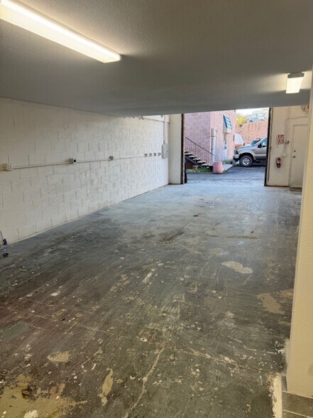 More Photos Of 1590 Foothill Dr, Boulder City Light Distribution For Sale