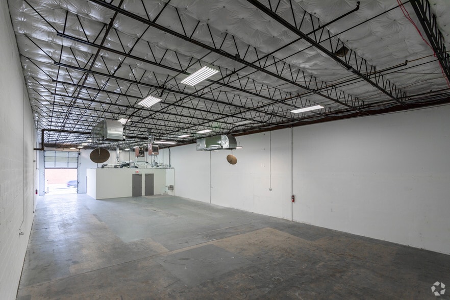 More Photos Of 7401-7403 Lockport Pl, Lorton Unknown For Lease