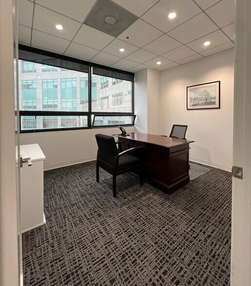 More Photos Of 201 Santa Monica Blvd, Santa Monica Office For Lease