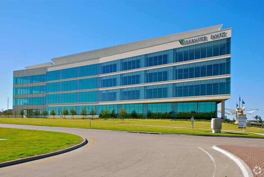 More Photos Of 5900 S Lake Forest Dr, McKinney Office For Lease