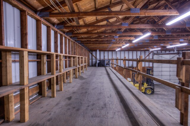 More Photos Of 220 S 9th St, Philomath Truck Terminal For Sale